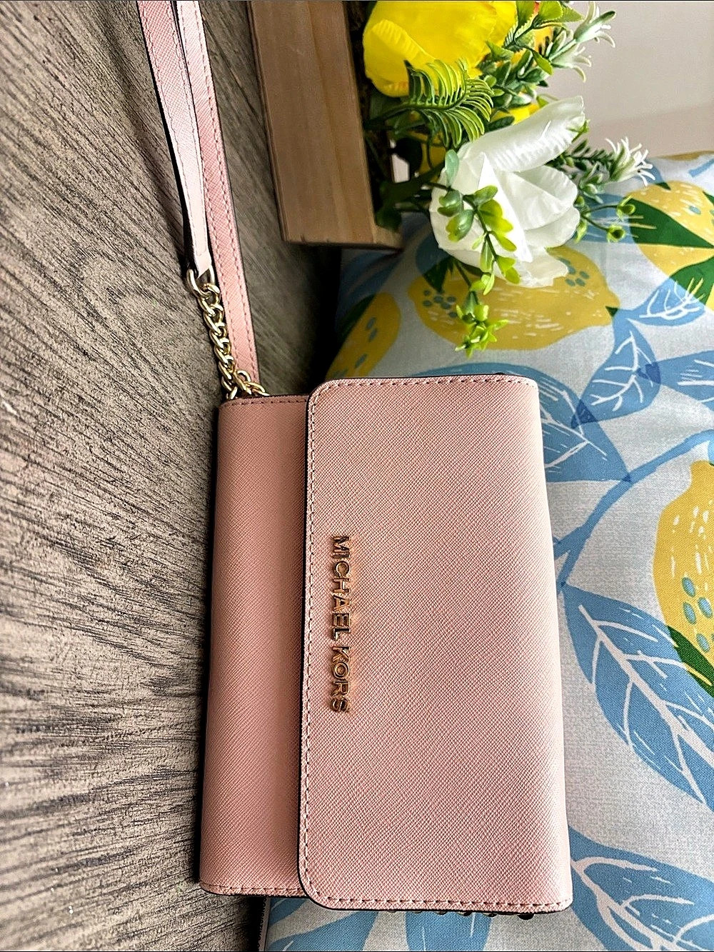 Michael Kors Saffiano Leather 3-in-1 Crossbody Pink